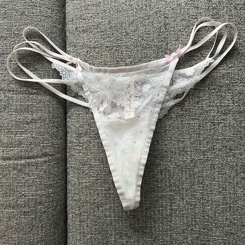 Two Piece For Love and Lemons Evie Longline Bra and Garter - Picture 11 of 13